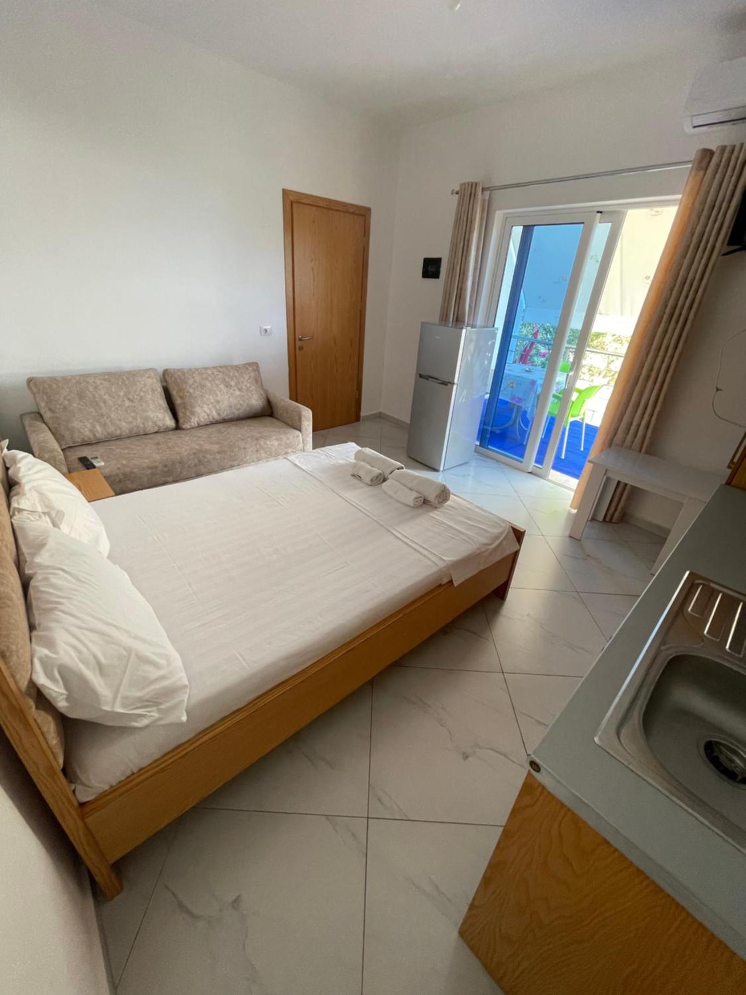 Olympia Guesthouse Ksamil Eksteriør bilde