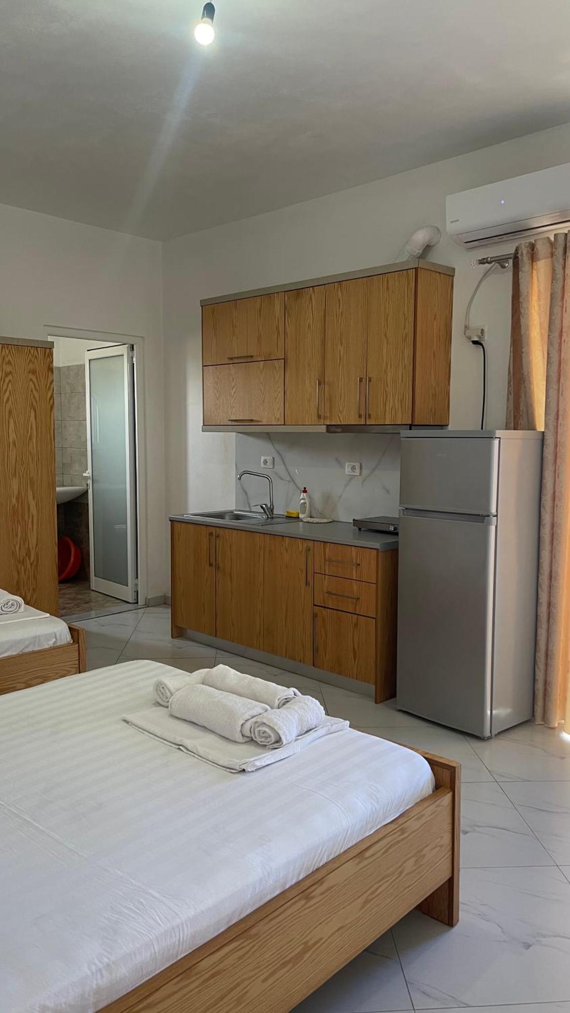 Olympia Guesthouse Ksamil Eksteriør bilde